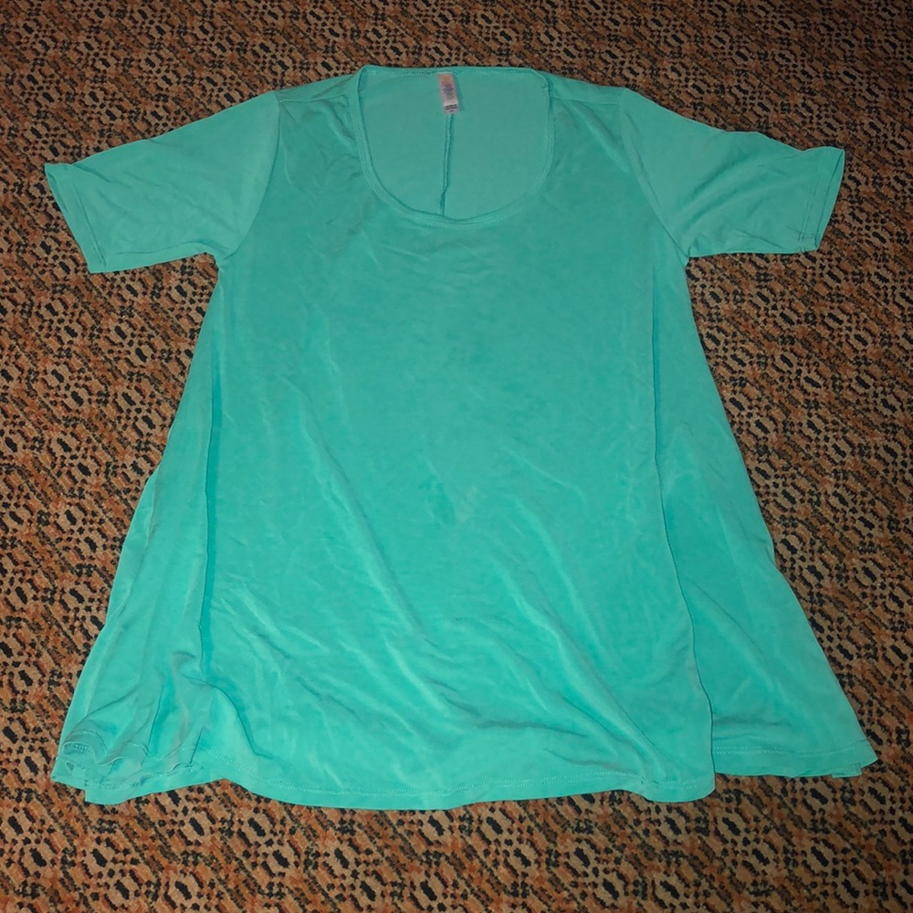 Lularoe perfect tee